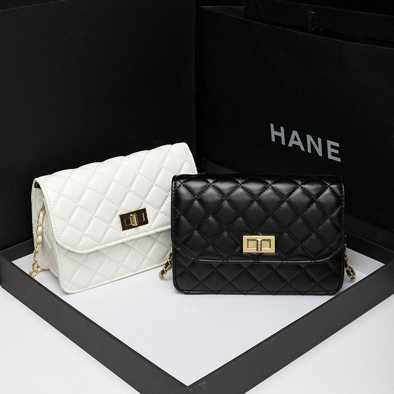 HAZEL | Quilted Chain Crossbody Bag